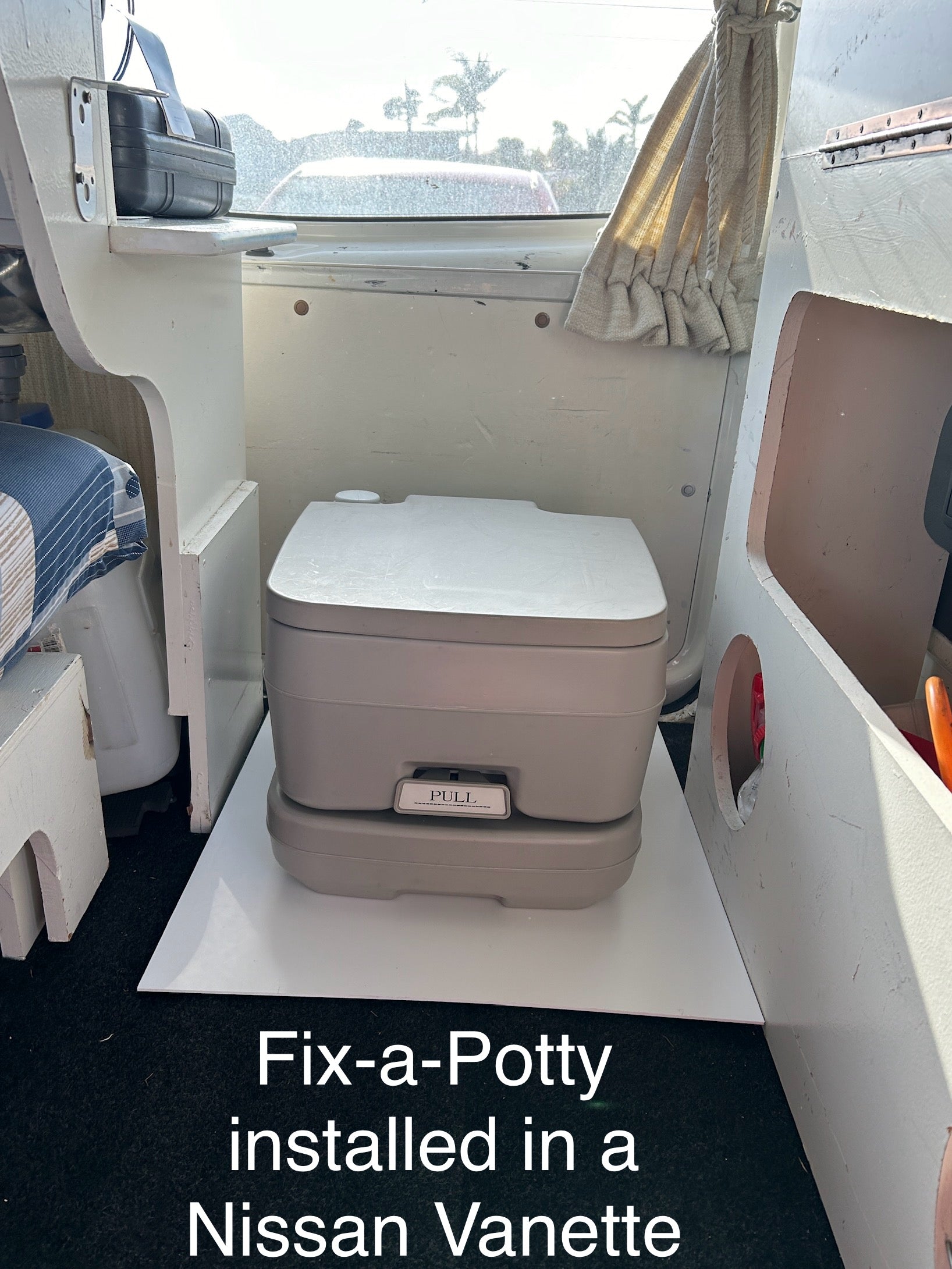 Fix-a-Potty Bracket - 10L 