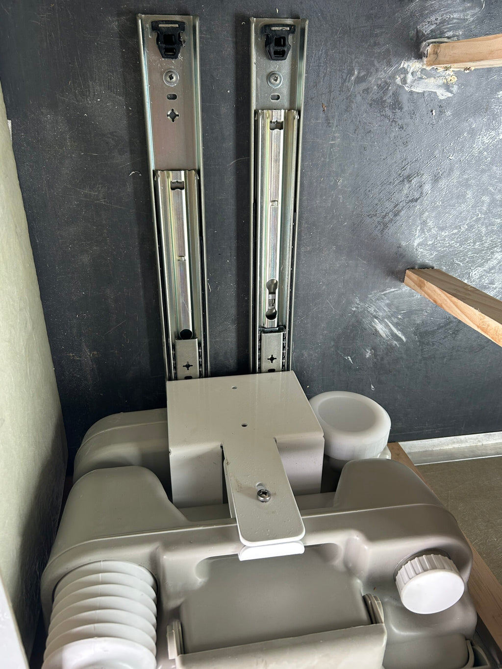 Fix-a-Potty Bracket - 20L image 6